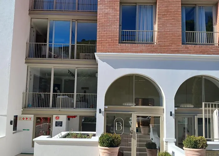 Modern Apartment In Trendy Green Point, Cape Town
